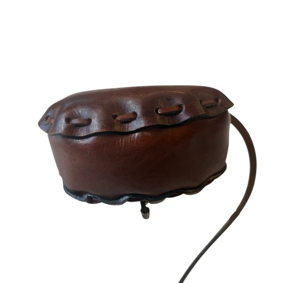 Vintage Tooled Genuine Leather Festival Saddle Bag Mini Purse Toggle Closure - Picture 7 of 15